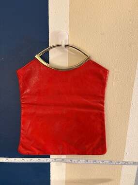 Vintage Aristyle Red Leather Handbag, Made in Italy - Gold Tone Metal Frame Hand